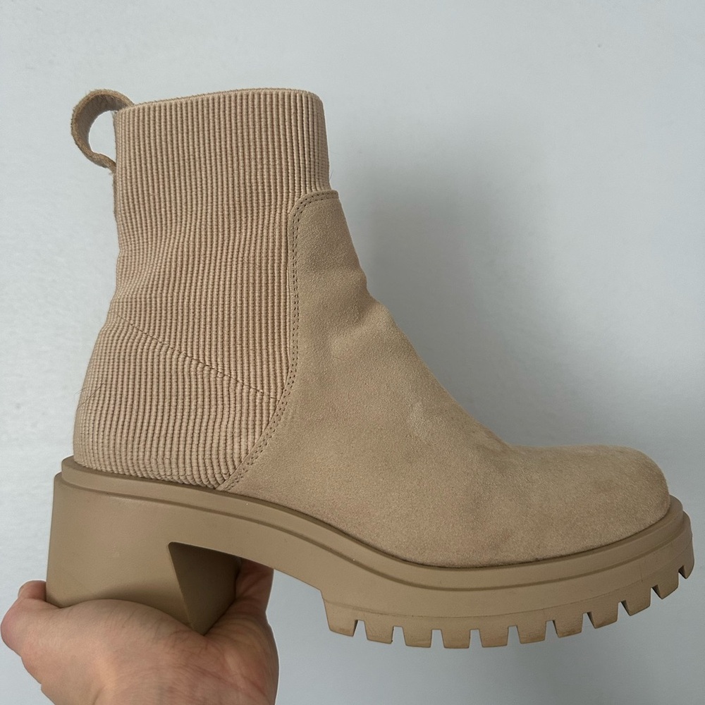 Steve Madden Holley Chelsea boots size 7